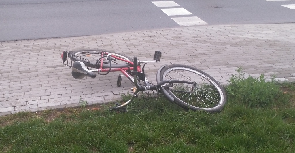 nowy tomyśl wypadek rower